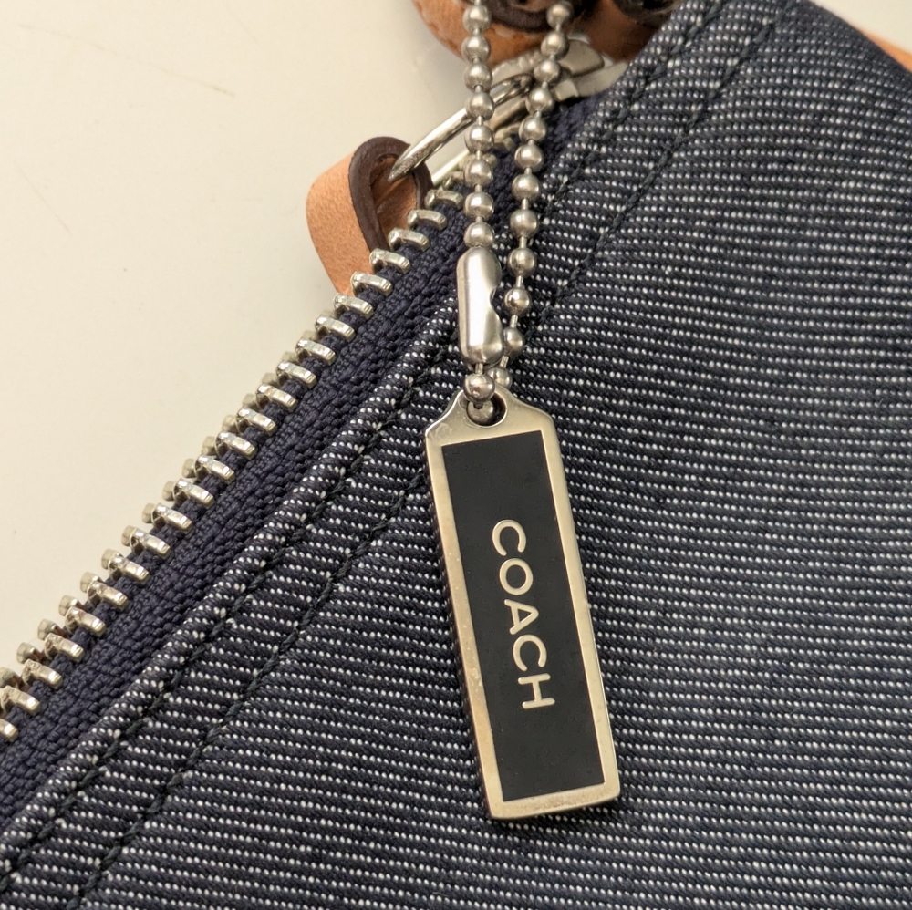 Vintage Coach Y2K Denim And Vachetta Shoulder/Handbag. - Picture 11 of 12
